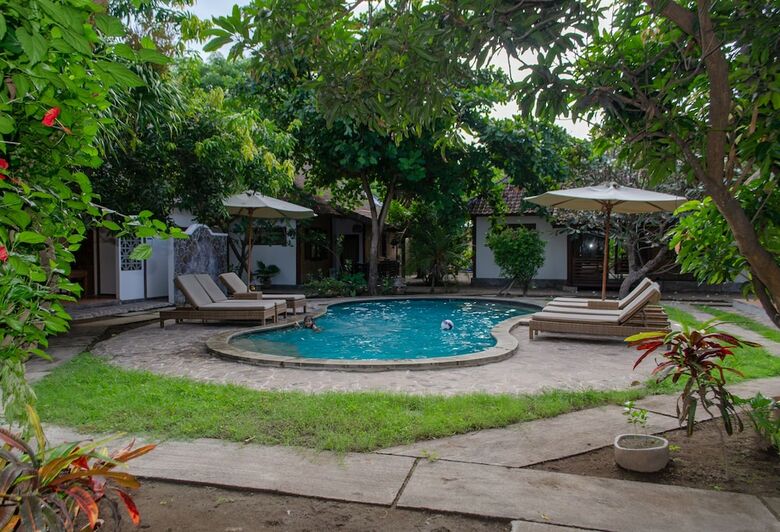 Hotel Si Pitung Village