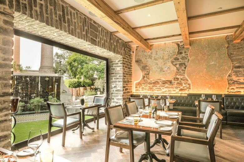 Azul Talavera Hotel