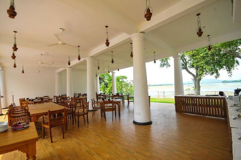 Oga Reach Hotel