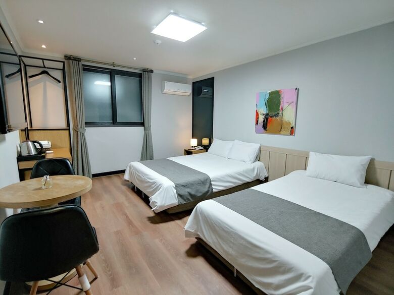 Hotel Tong Yeondong Jeju