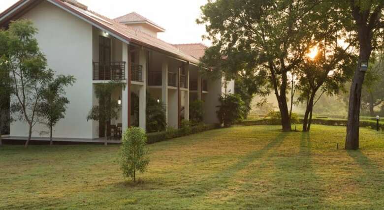 Chenra Hotel