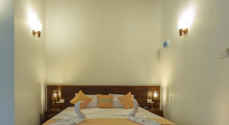 Chenra Hotel