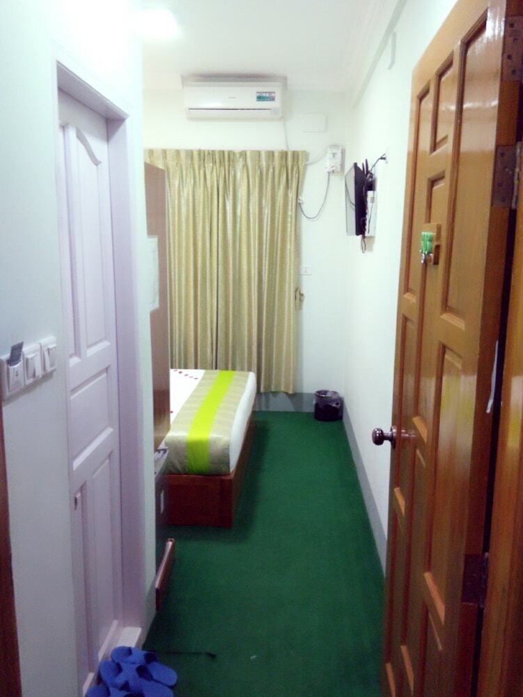 Hotel Green Days Inn