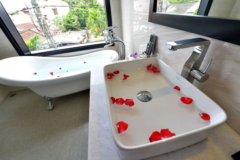 Venus Hotel & Spa