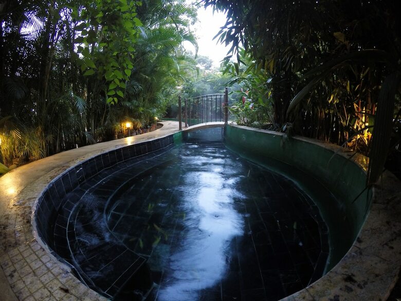 Paradise Hot Springs Thermal Resort