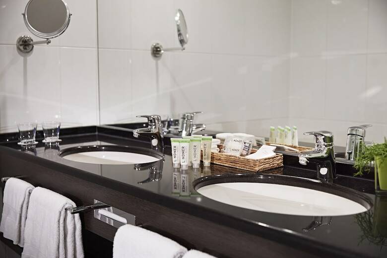 Lindner Wtc Hotel & City Lounge