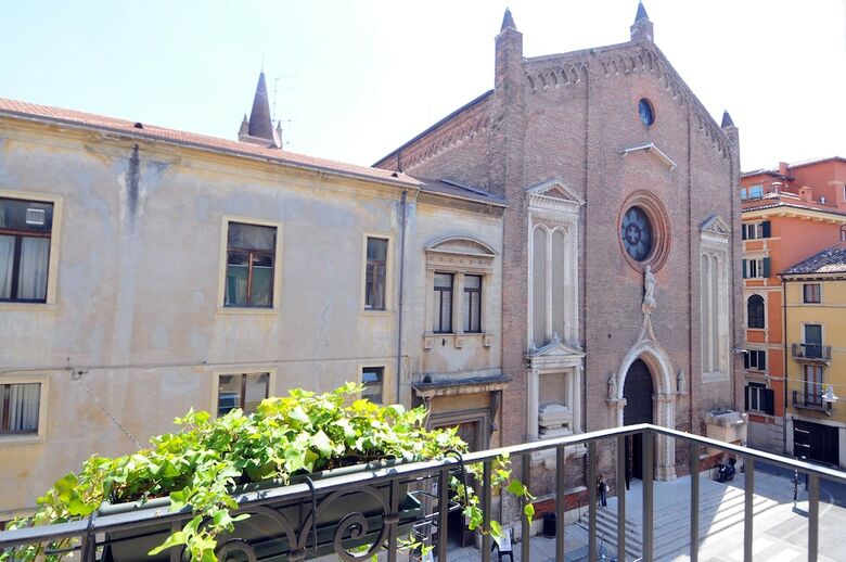 B&B Cangrande Di Danese-viviani