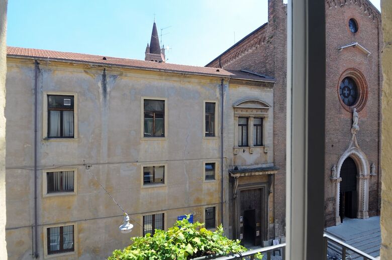 B&B Cangrande Di Danese-viviani