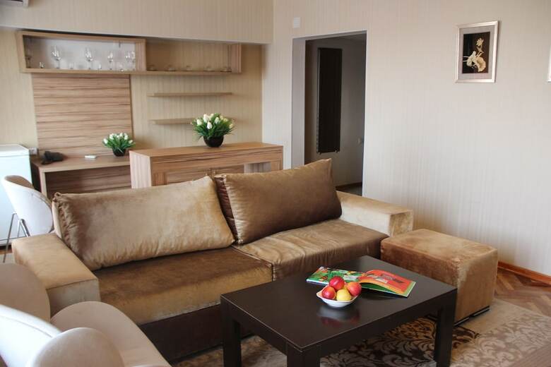 Hotel Dostuk