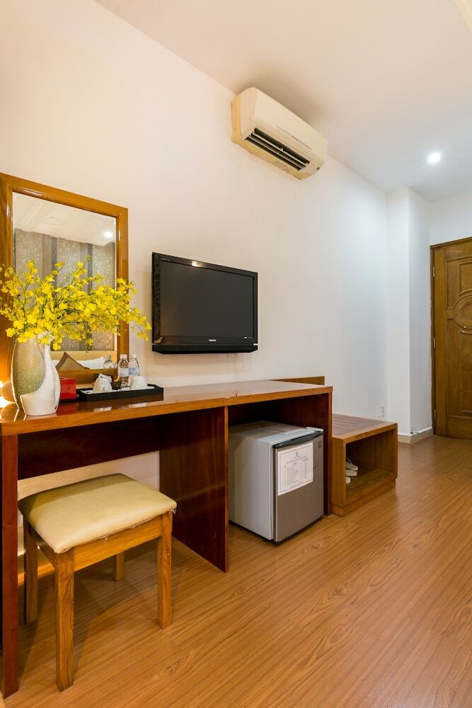 Symphony Hotel