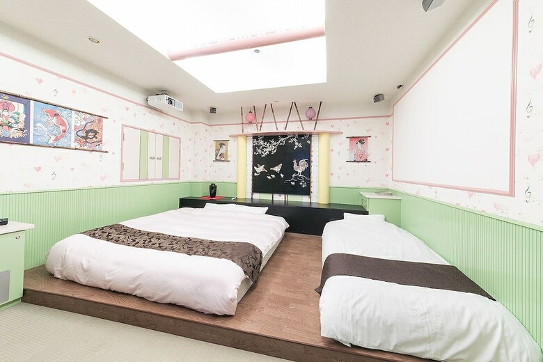 Hotel To