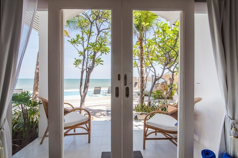 Hotel Baan Kang Mung Hua Hin On The Beach