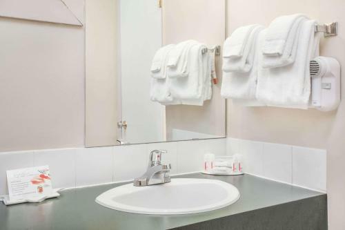Hotel Super 8 Stettler