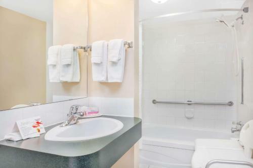 Hotel Super 8 Stettler