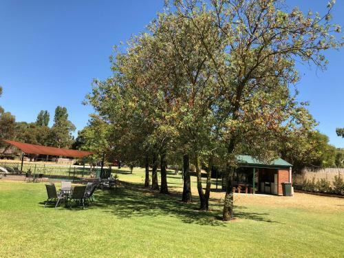 Motel Bullanginya Lodge