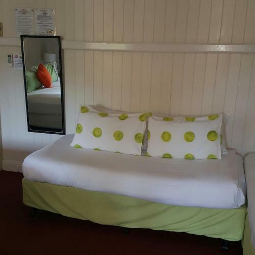 Joes Waterhole Hotel