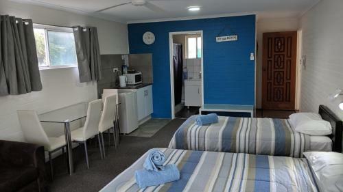 Harrington Village Motel