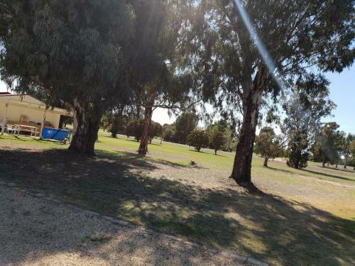 Barooga Golf View Motel