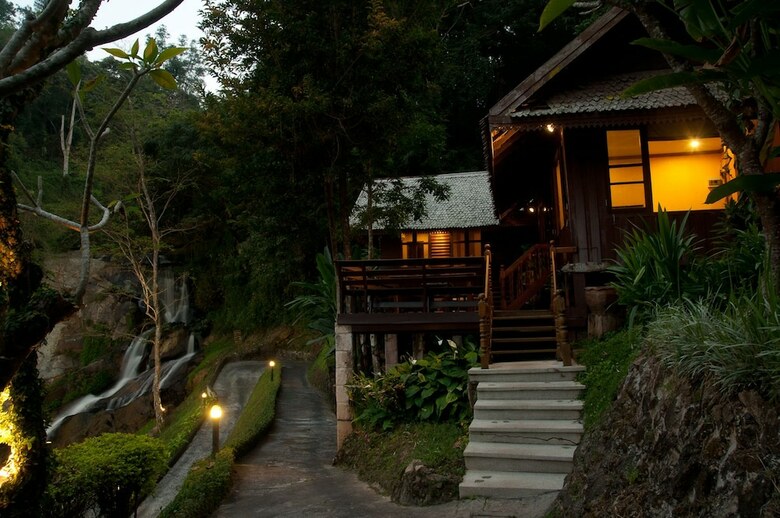 Hotel Kangsadarn Resort & Waterfall