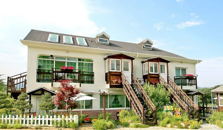 Daegwallyeong Wild Floaroma Pension