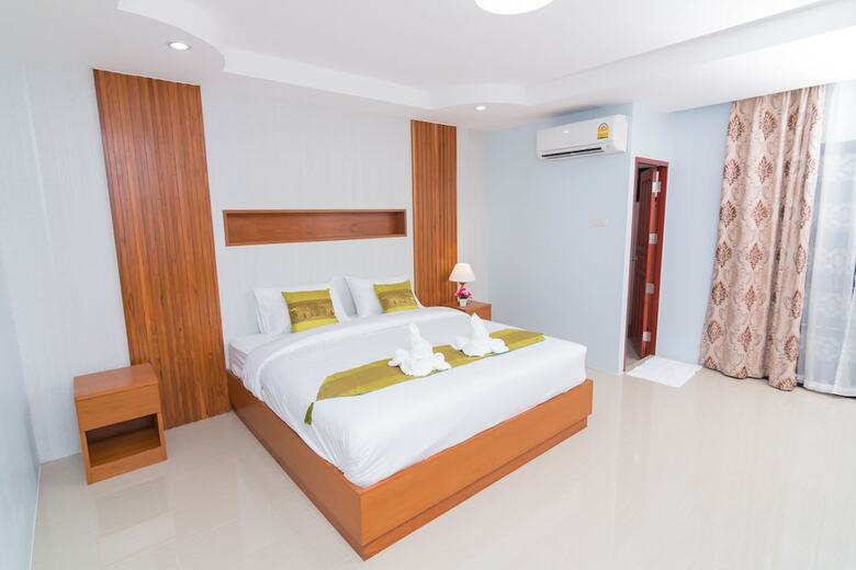 Hotel Samrong Garden Resort