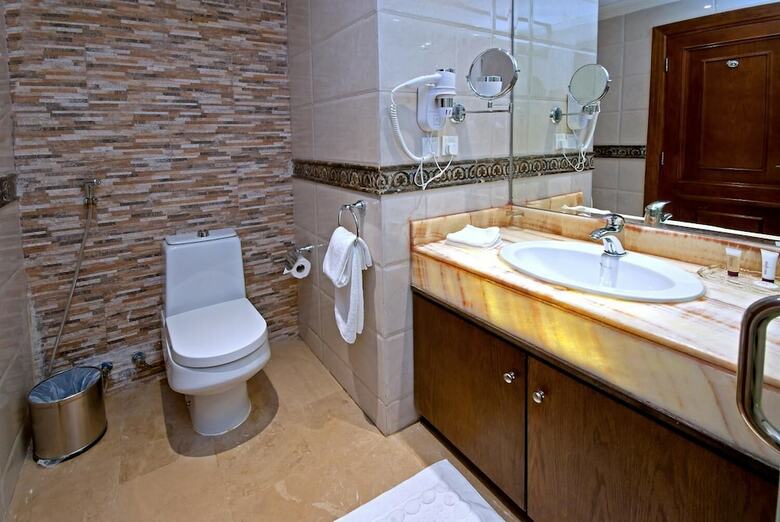Dyar Al Hamra Hotel