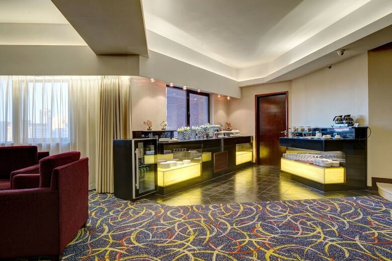 Grand Continent International Hotel