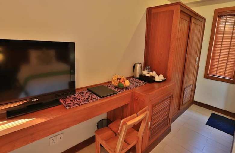 Hotel Mayura Hill Resort