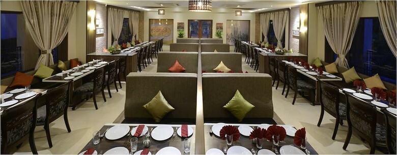 Hotel Crystal County Resort