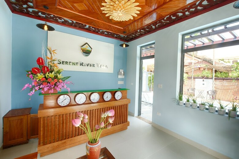 Hotel Serene River Villa
