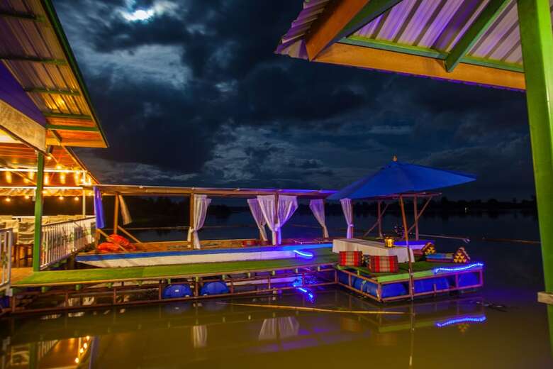 Hotel Bluemoon Riverside Resort
