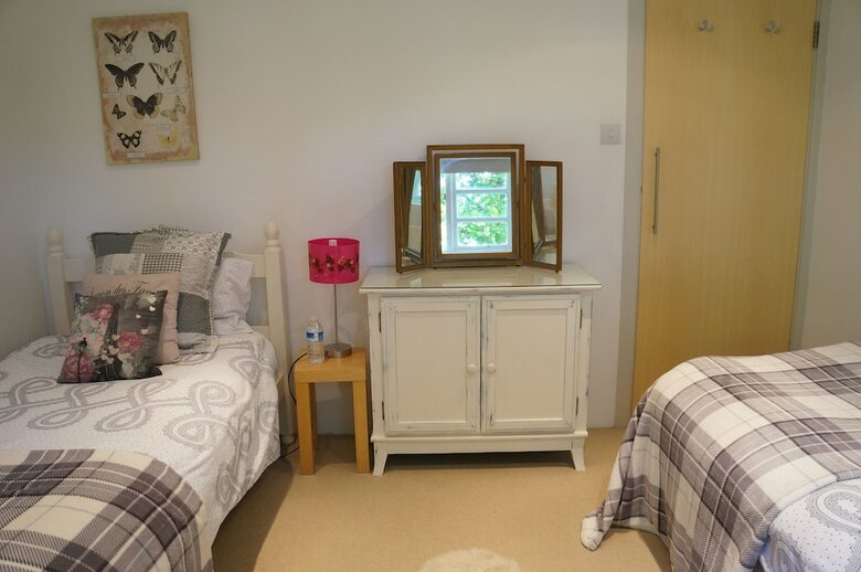 The Barn & Pheasant Cottage