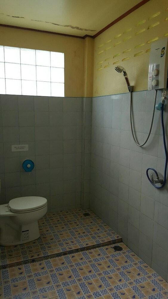 Hotel Lanta L.d. Beach Bungalows
