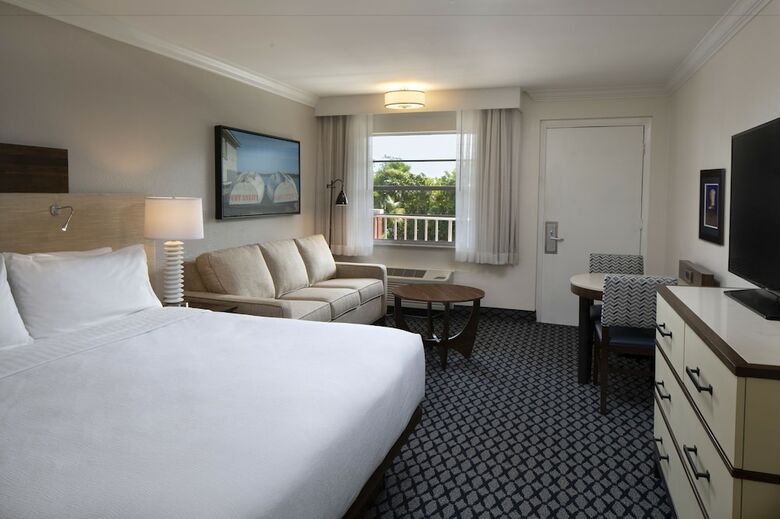 Hotel Sanibel Island Beach Resort