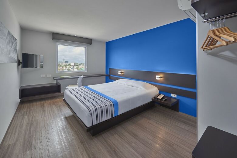 Hotel City Express Junior Merida Altabrisa