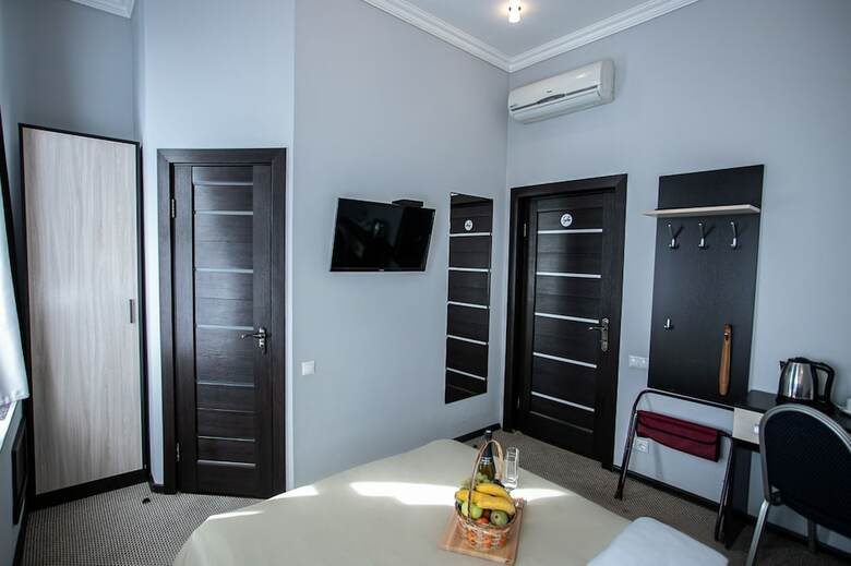 Hanzer Hotel