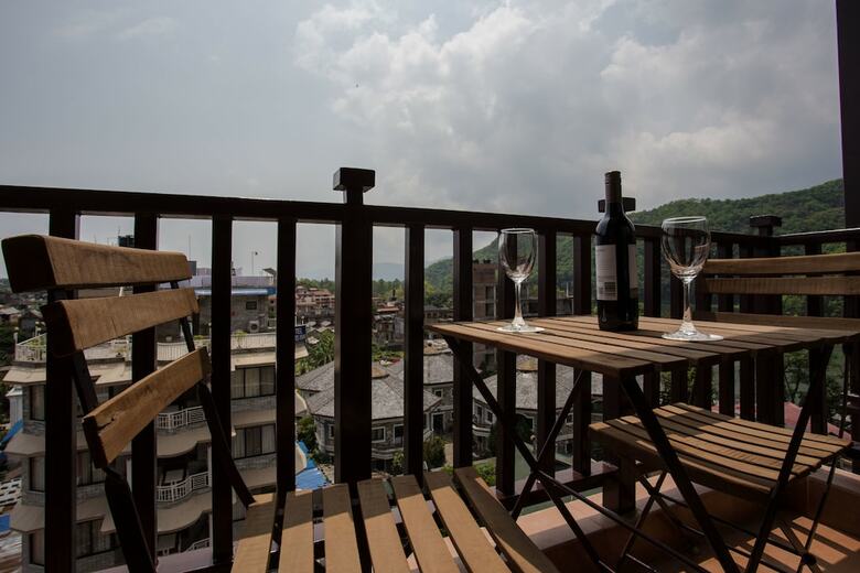 Hotel Pokhara Batika