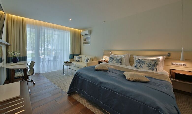 Maritim Paradise Blue Hotel & Spa