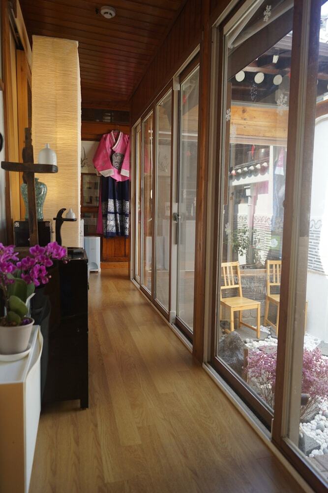Hotel Bukchon Guesthouse