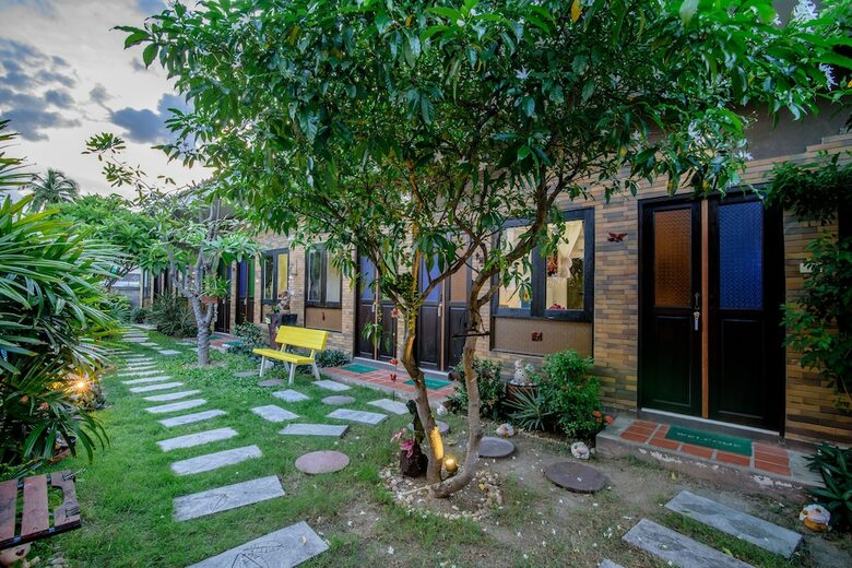 Hotel Baan Talay 51