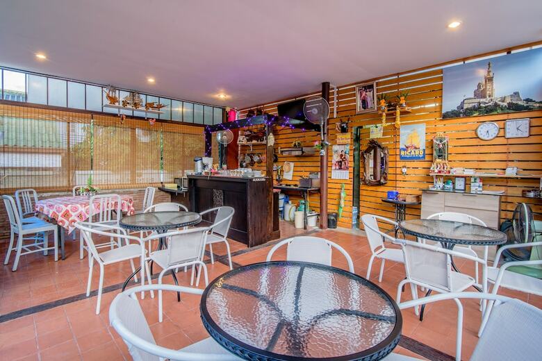 Hotel Baan Talay 51
