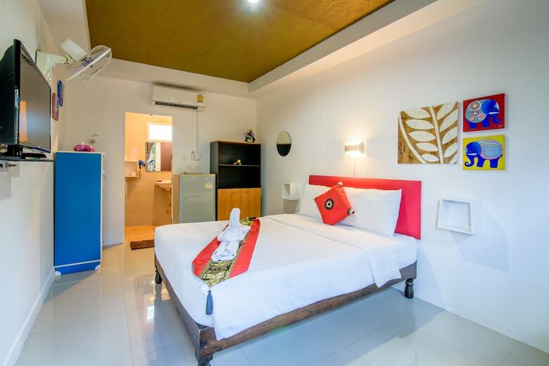 Hotel Baan Talay 51