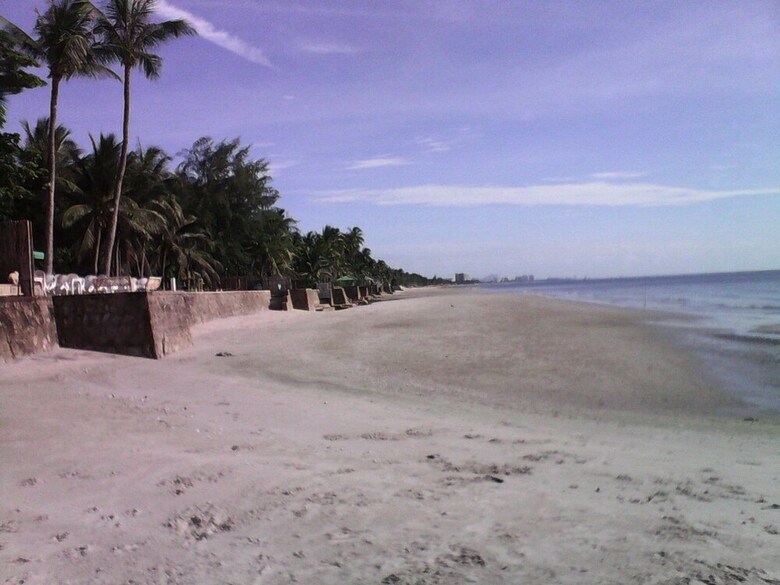 Hotel Baan Talay 51