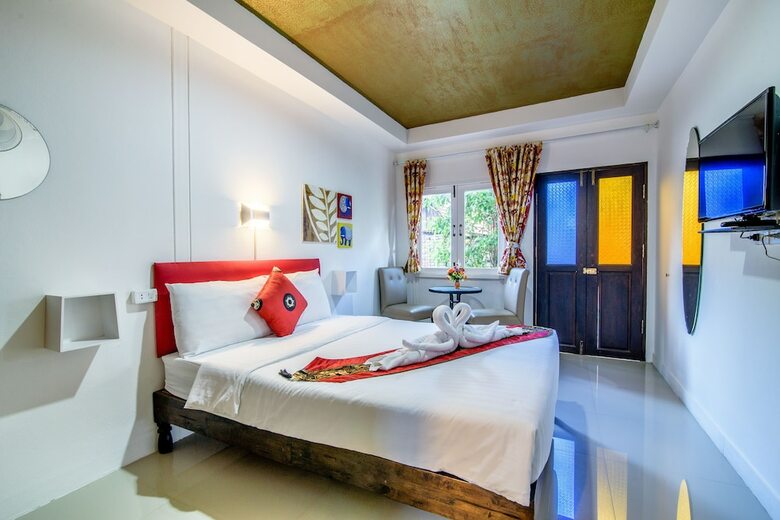 Hotel Baan Talay 51
