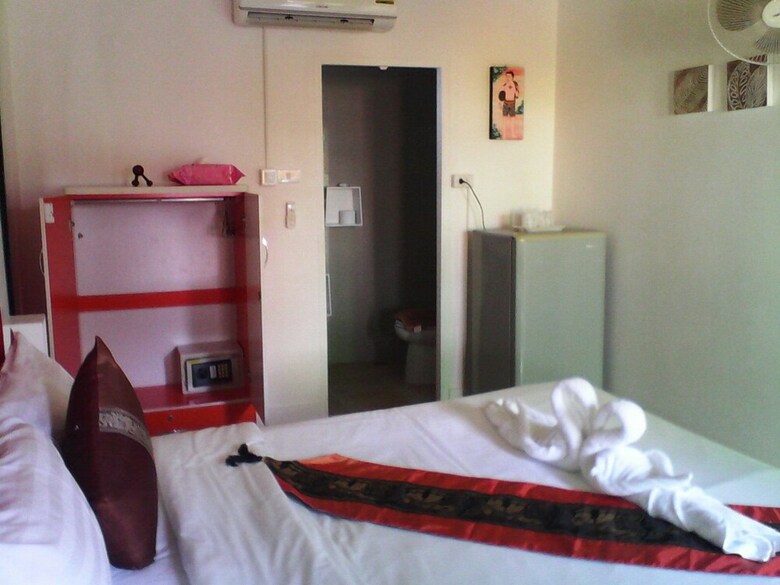 Hotel Baan Talay 51