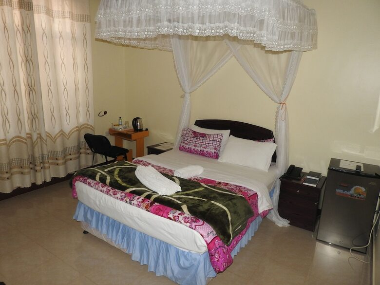 Lenny Hotel