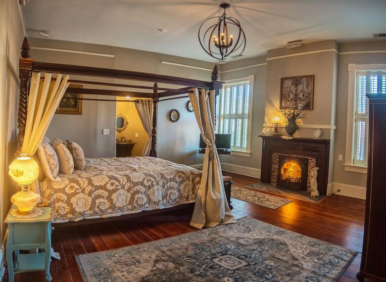 Mcmillan Inn Bed And Breakfast