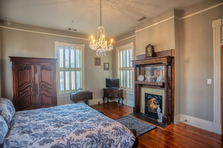 Mcmillan Inn Bed And Breakfast