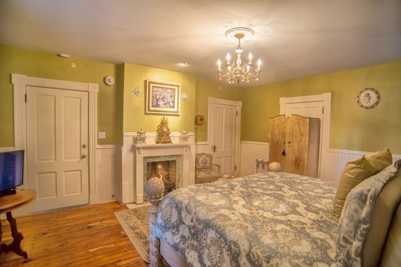 Mcmillan Inn Bed And Breakfast