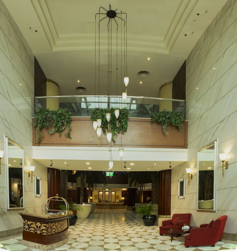 Pearl City Suites By Gemstones